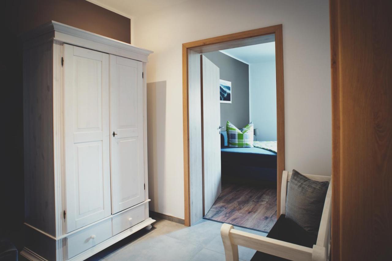 Uebernacht Erfurt Hotel Екстериор снимка